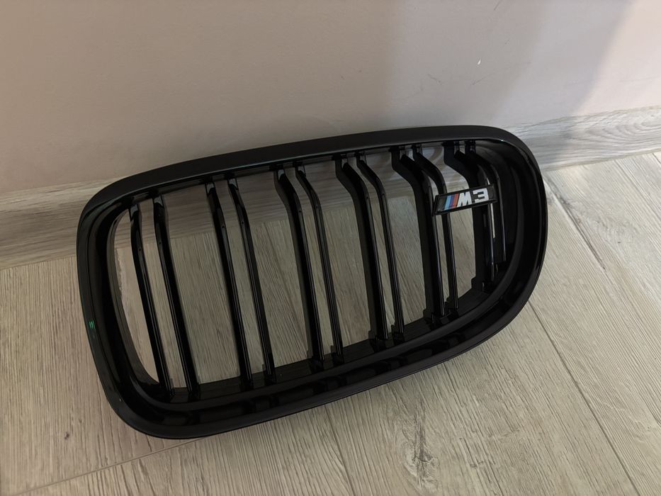 Двойни Бъбреци Решетки за BMW E90 E91 - 2009-2013 М3 Визия БМВ Е90 Е91