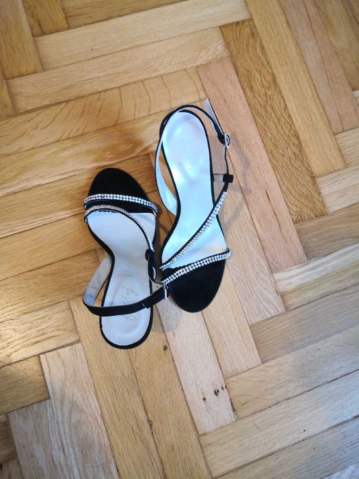 Sandale elegante de piele intoarsa