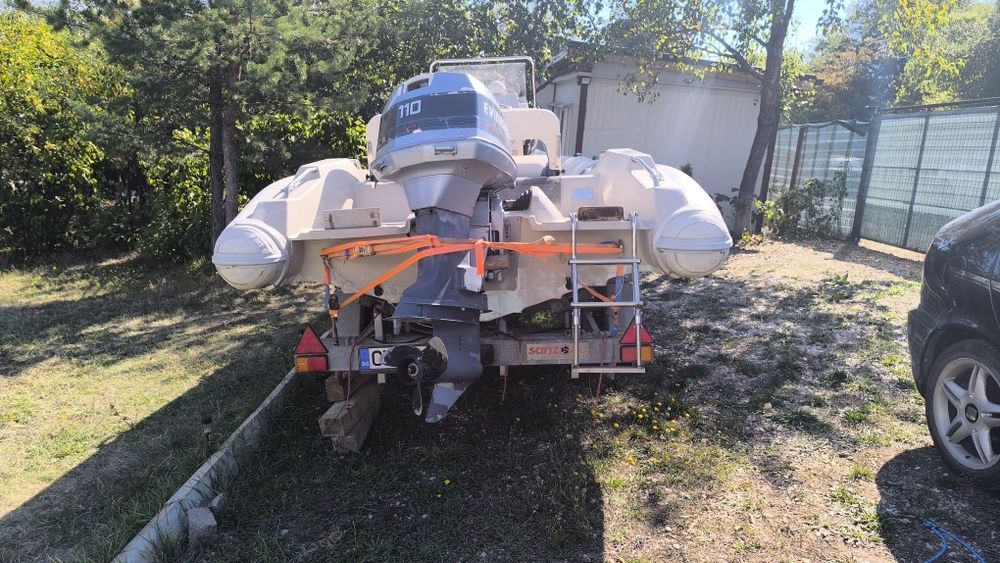 Продавам  RIB Лодка