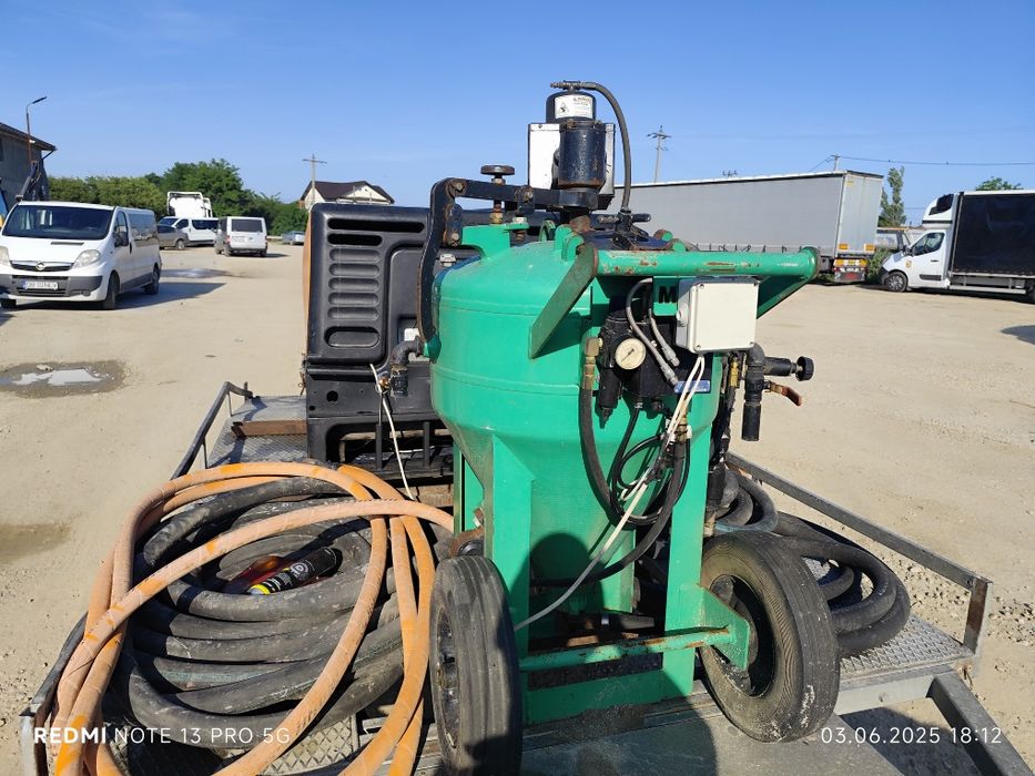 Vand sau schimb Statie mobila Sablare, umeda și uscata, motocompresor