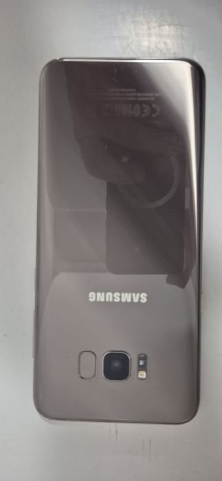 Самсунг S8+  в хорошем состоянии