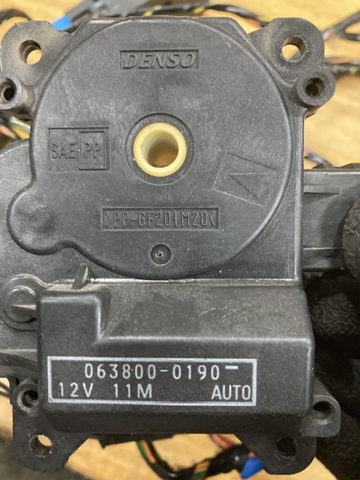 Range rover sport 2012г 3.0d 245кс мотор,реостат и модули парно