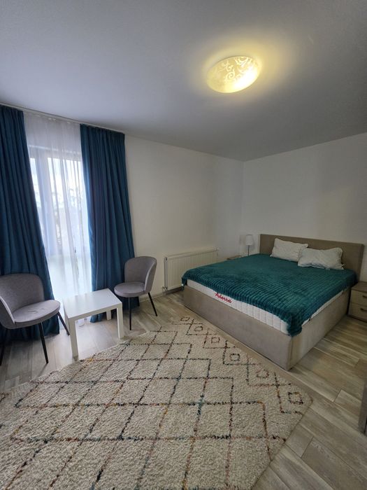 Închiriez garsonieră bloc nou
