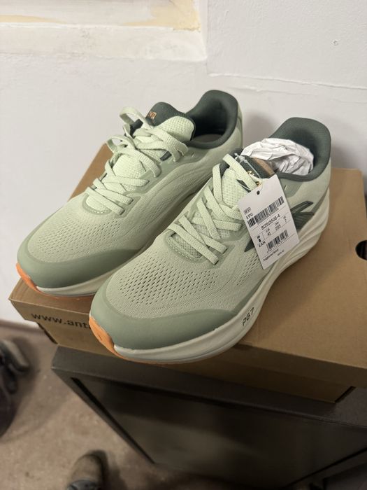 Кроссовки анта PG7