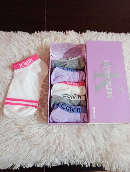 Чорапи брой или кутия