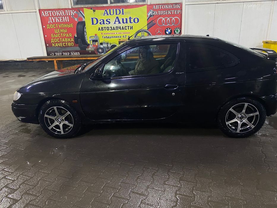 Renault megane coupe объем 2 литра 2000 года