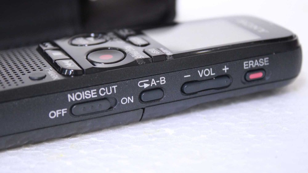 Reportofon profesional Sony ICD PX333(4Gb).