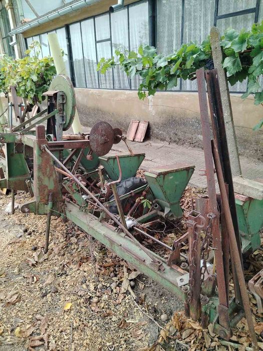 Сеялка на части Сила Ямбол