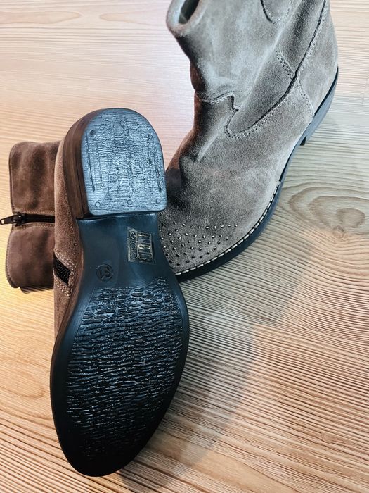 Боти за момичета, страхотна кожа (велур) номера 31 и 33