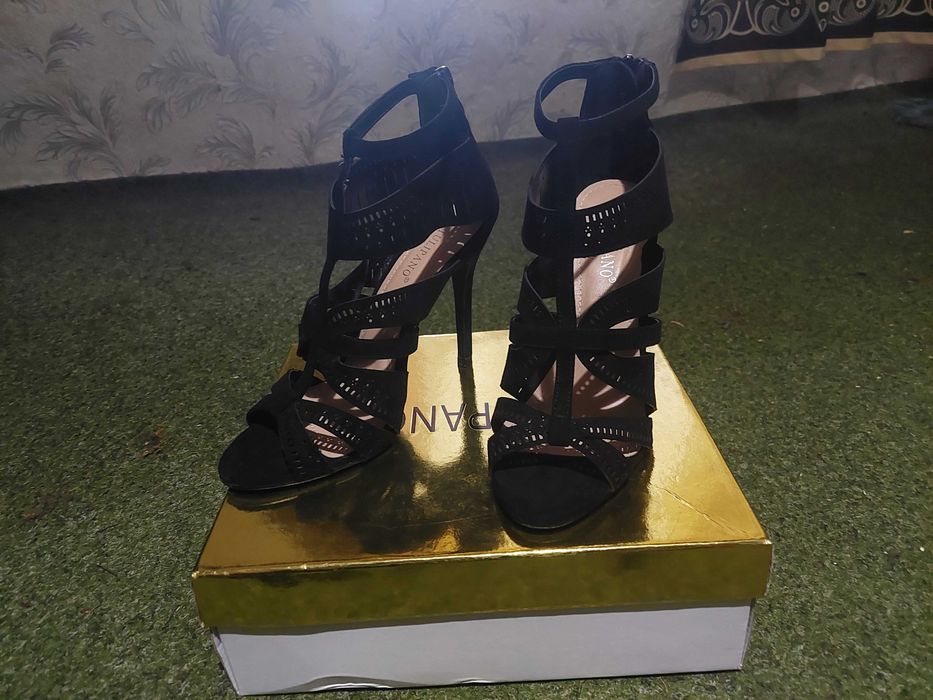 Обувки на токчета