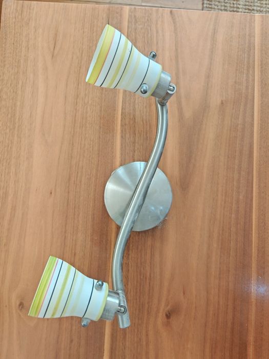 Vand aplica perete