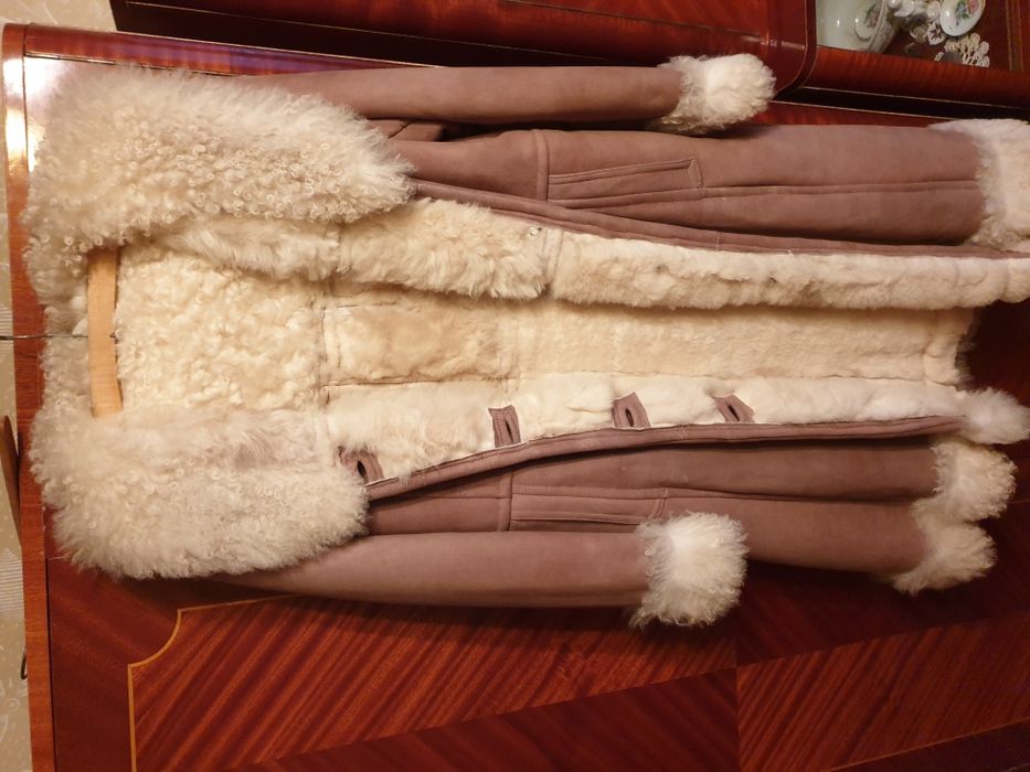 Vand cojoc pt doamne