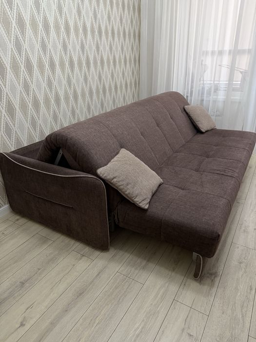 Диван кровать в отличном состоянии