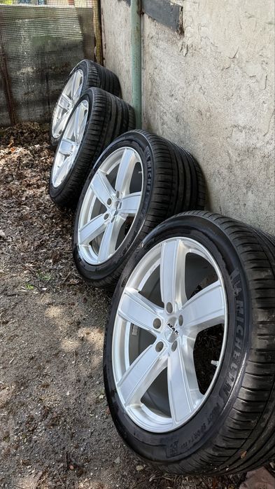 Джанти с гуми 295/40/21