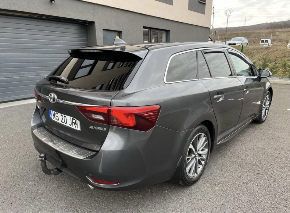 Toyota Avensis 2.0 D-4D Diesel 2015 Euro 6