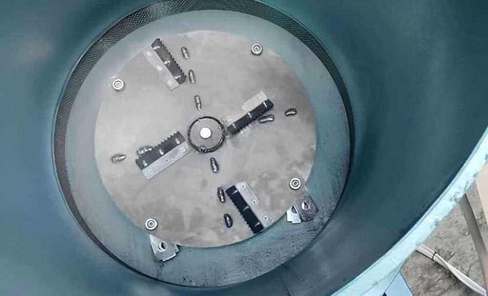 Tocator industrial de paie baloti CU CICLON inclus 18.5 kW 1000kg/h