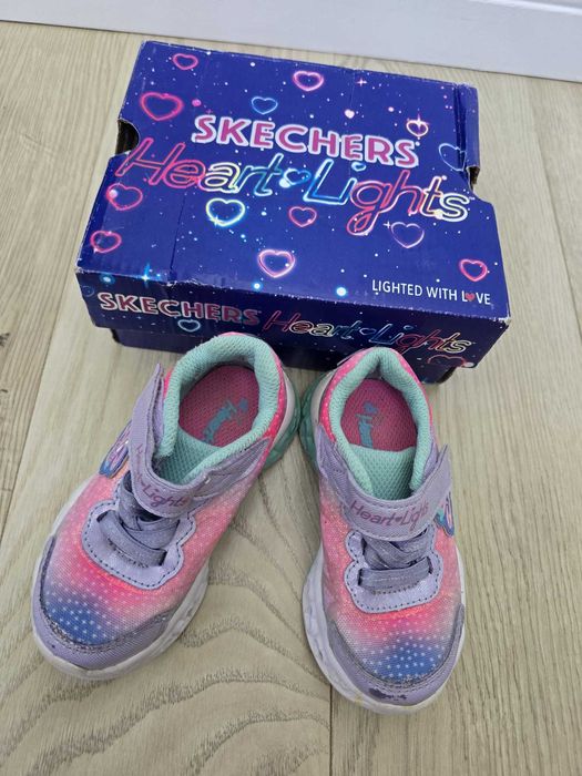 Săndăluțe + Adidași Copii – George, Skechers, Nike, mărimi 22-23
