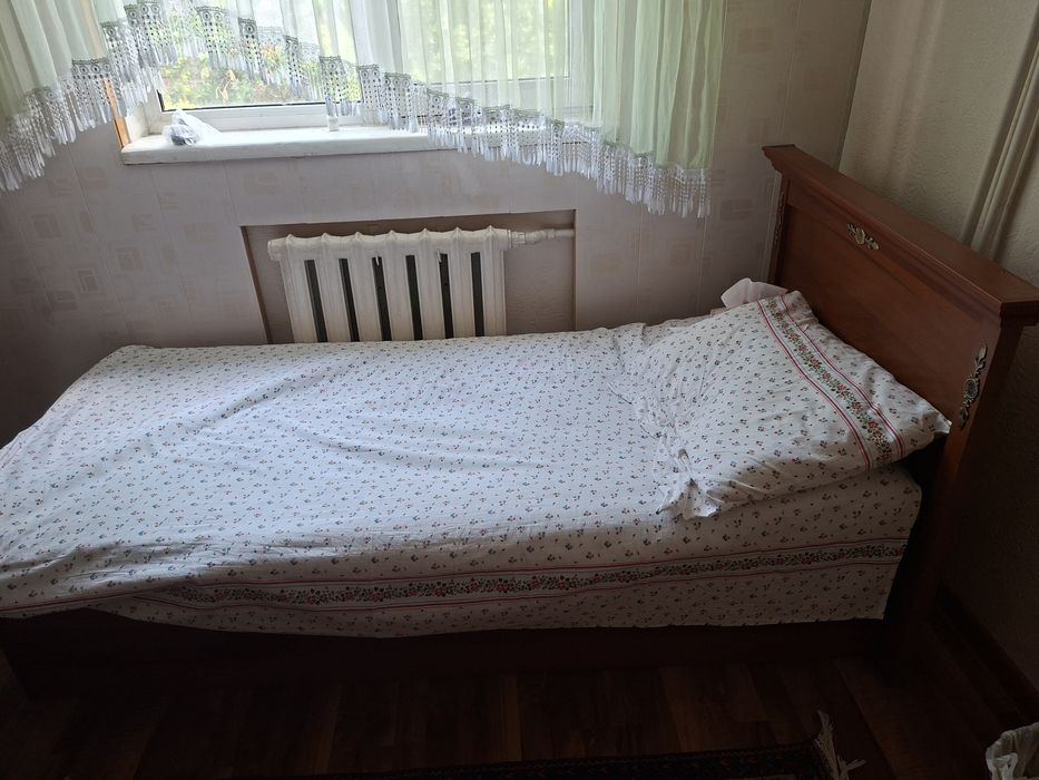 Спальная мебель в отличном состоянии