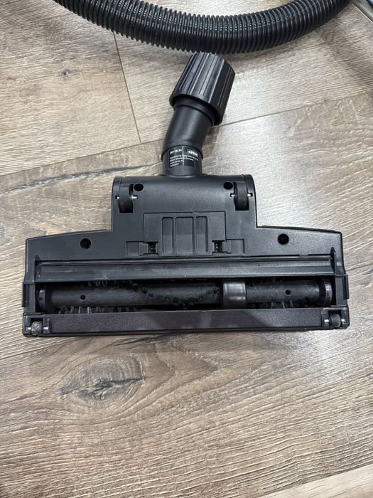 Прахосмукачка Beko VCO32801AR, 800W, без торбичка