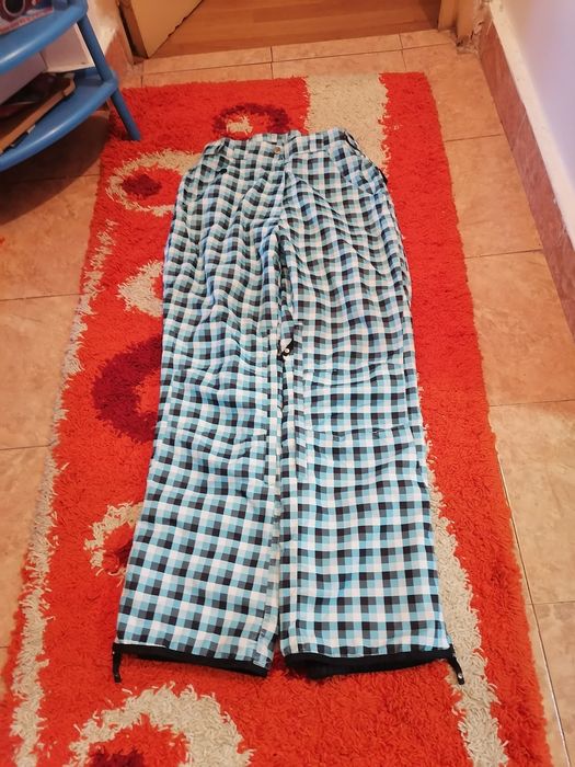 Pantaloni ski (mărimea M)