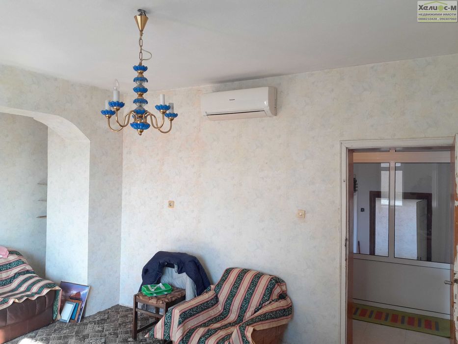 Етаж от къща с двор, гараж и лятна кухня, гр.Монтана