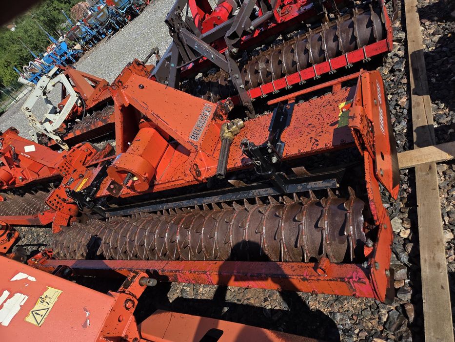 Freza Grapa Rotativa Kuhn HRB 301D
