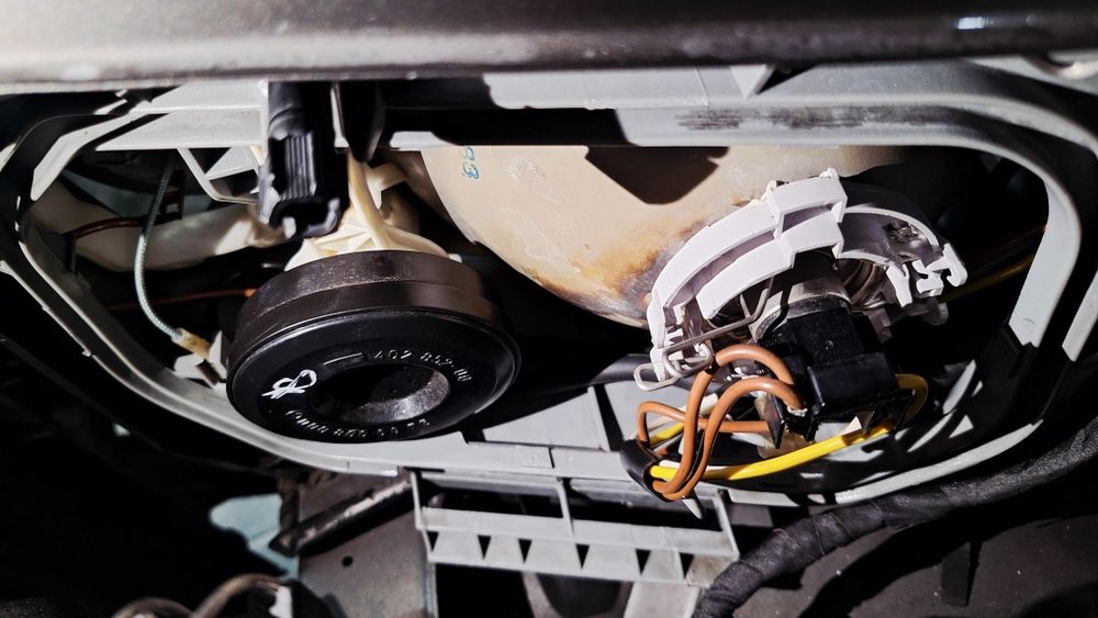 Фара мерседес 124