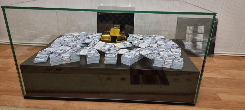 Денежные столы для офисса