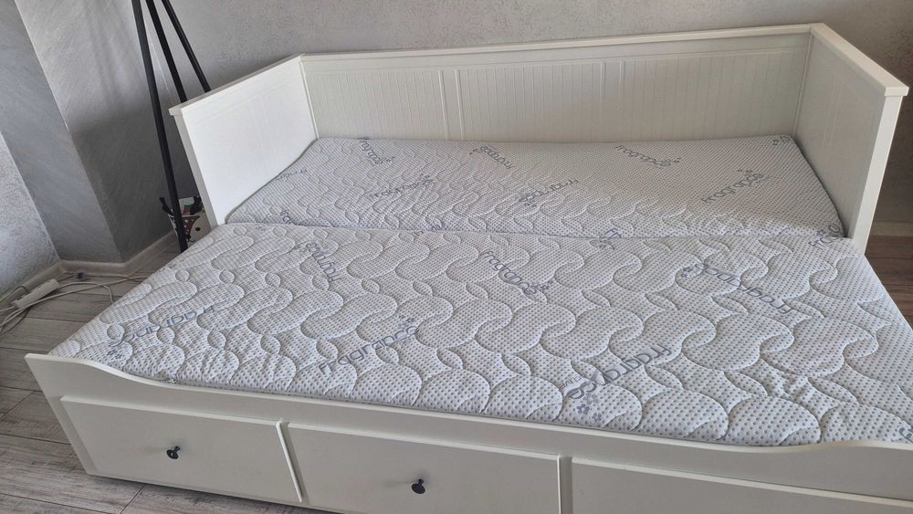 Кушетка Hemnes IKEA-спалня