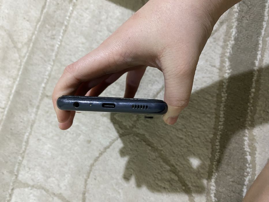 Samsung a 13 srochni sotiladi !