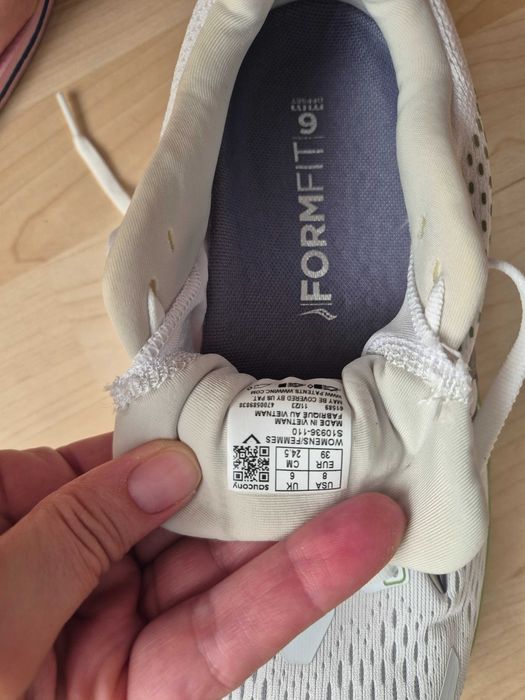 Дамски маратонки Saucony Guide 17