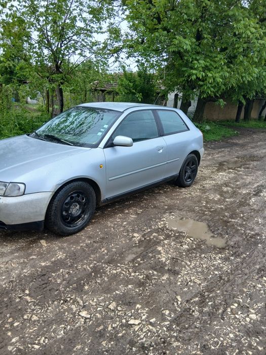 Audi A3 1.6 101кс