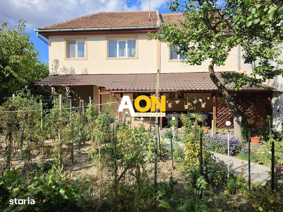 Casa 5 camere + anexe, 552 mp teren,  Centru, zona Prefectura