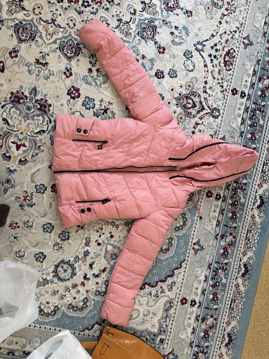 Куртка женская S размер