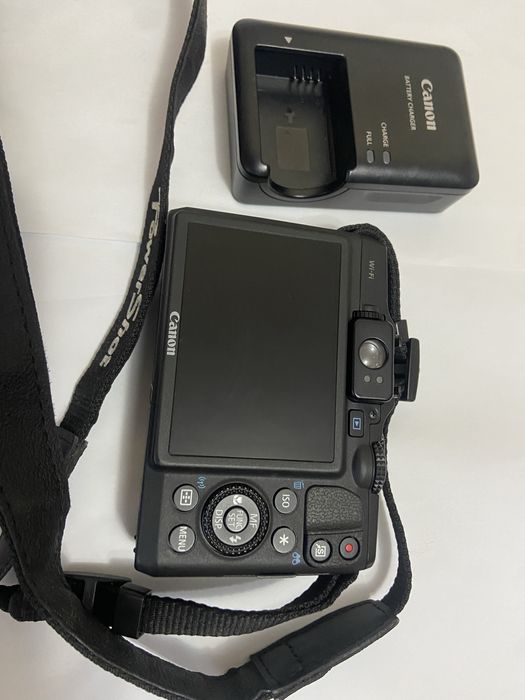 Camera Canon G16  12,1 Mpx, Wifi, Gps,incarcator,impecabila