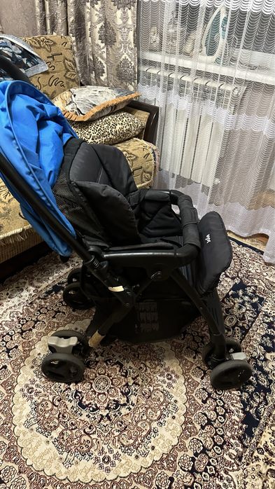 Коляска прогулочная