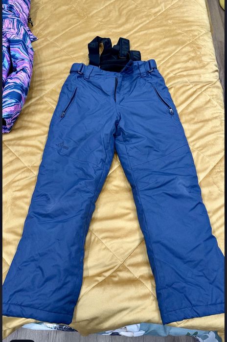 Зимний комбинезон для девочки