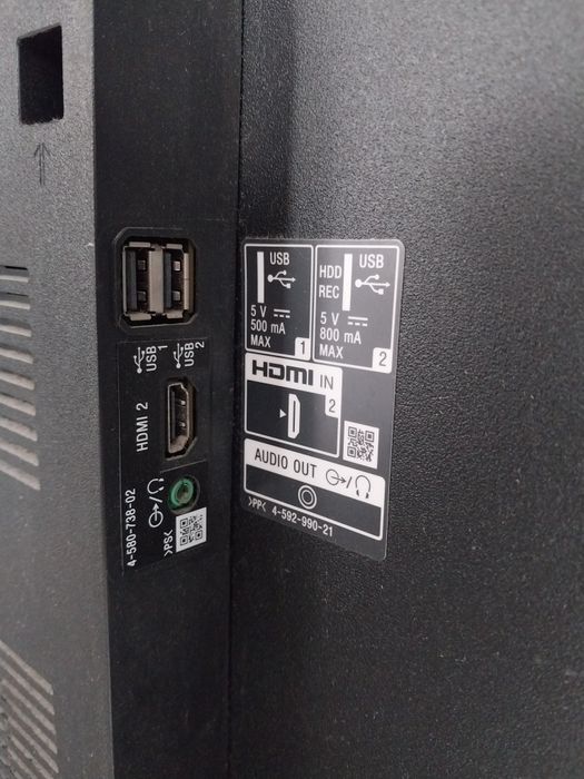 Смарт телевизор Sony 109см. С креплением на стену.