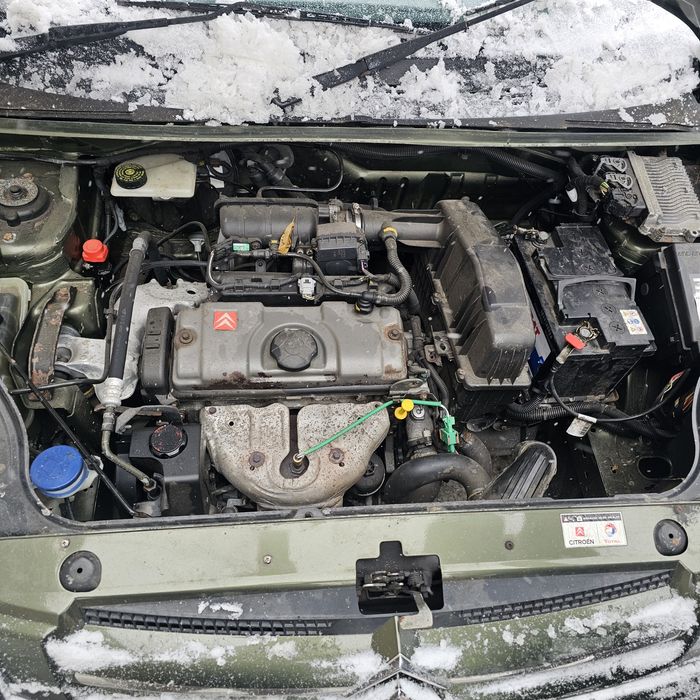 Citroën Berlingo 1.4 90k.s бензин. 2006г
На части само.