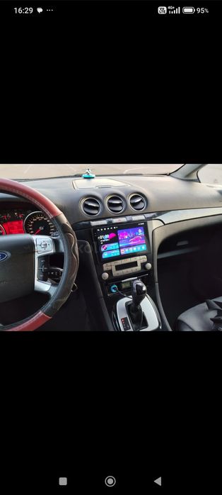 Ford Galaxy 2010