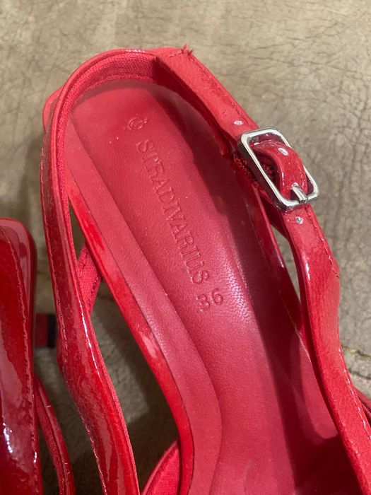 Дамски обувки с нисък ток Stradivarius