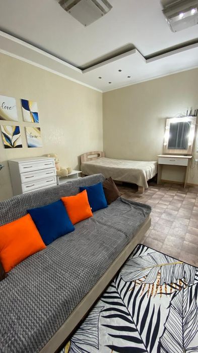 Двухкомнатная. Центр города.