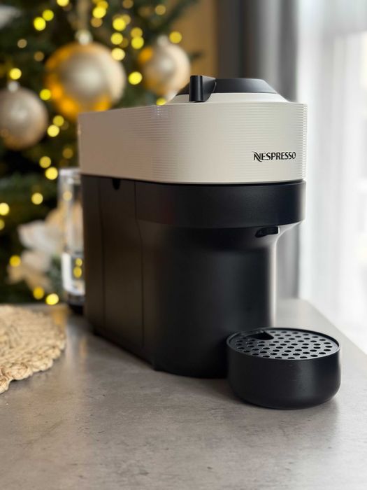 Кафемашина Nespresso Vertuo Pop  ---KATO НОВА---