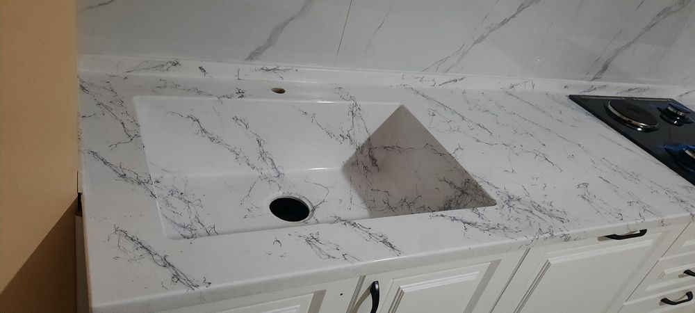 Iskustveni staleshnitsa