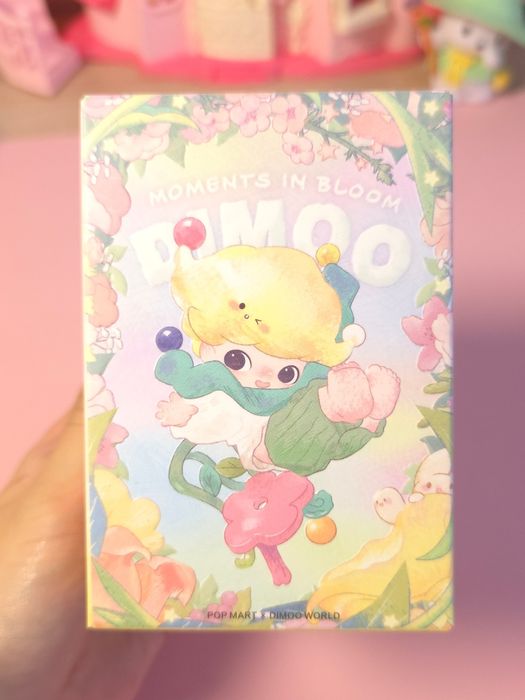 Оригинальная фигурка POP MART — DIMOO Moments in Bloom (Блайндбокс