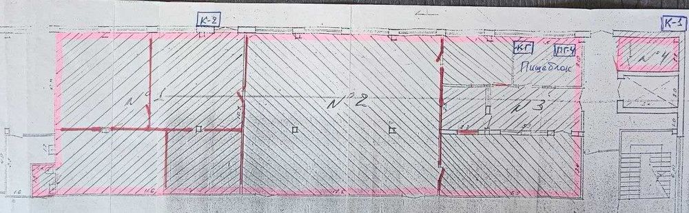 Продаются помещения пл.370 м2 в центре Ферганы, Сайилгох, 37, 1 этаж