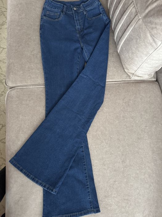 Blugi evazati NOI