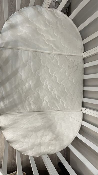 Продам детскую кроватку