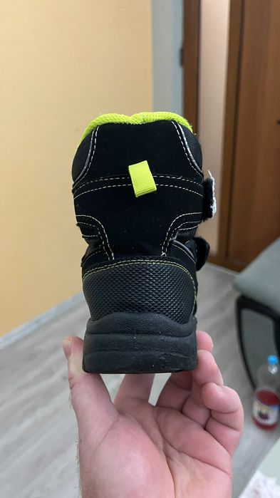 Детски зимни боти