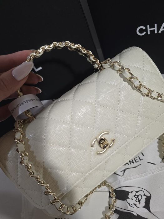 Налична чанта Chanel WOC 26C